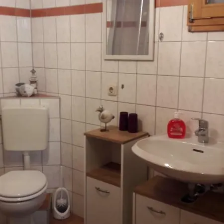 Urige Ferienwohnung Im Hafen Stralsunds Exterior photo