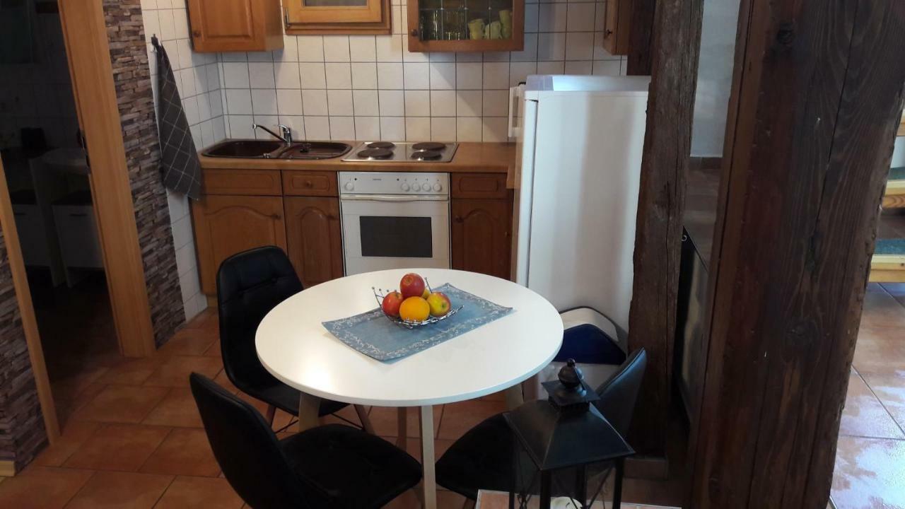 Urige Im Hafen Stralsunds Apartment